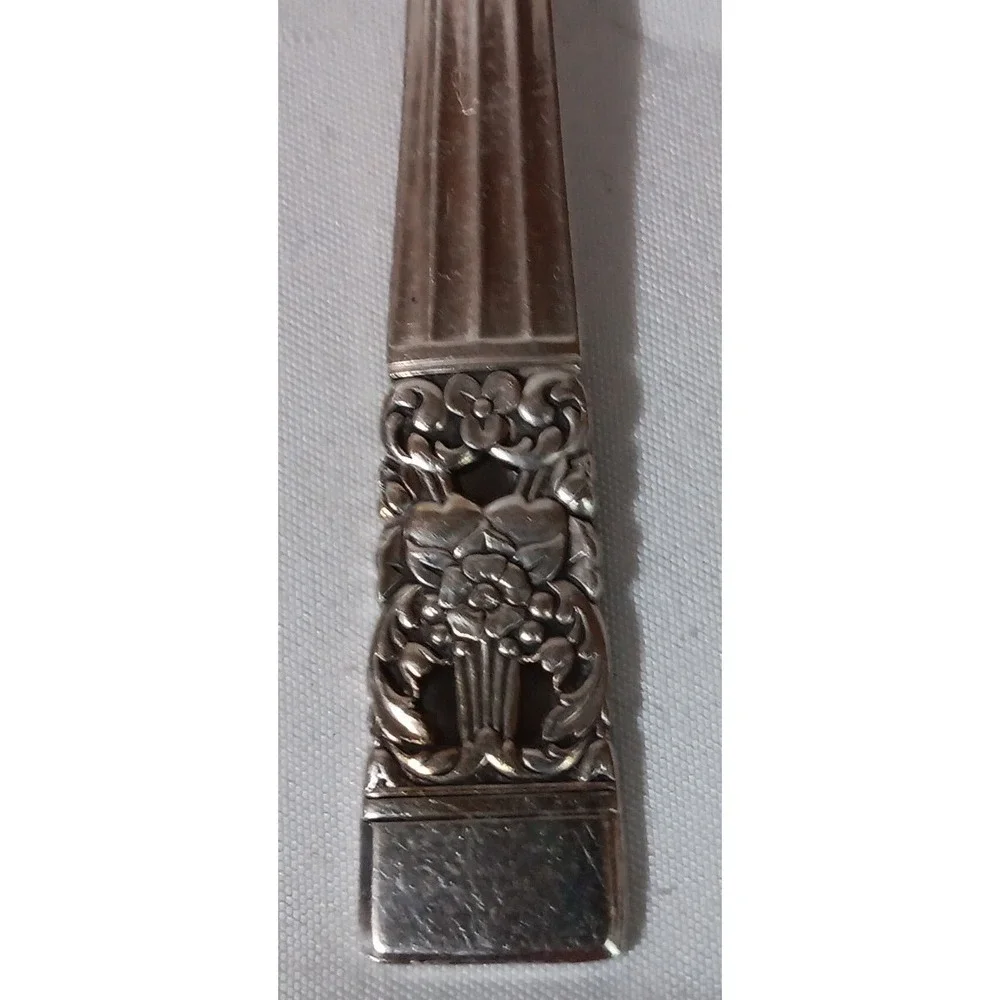 Vintage Oneida Community Dinner Fork Replacement Silver Plate‎ Coronation READ